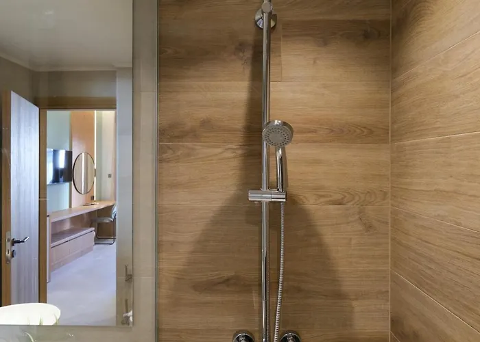 Arocaria Hotel apartamentowy 4*